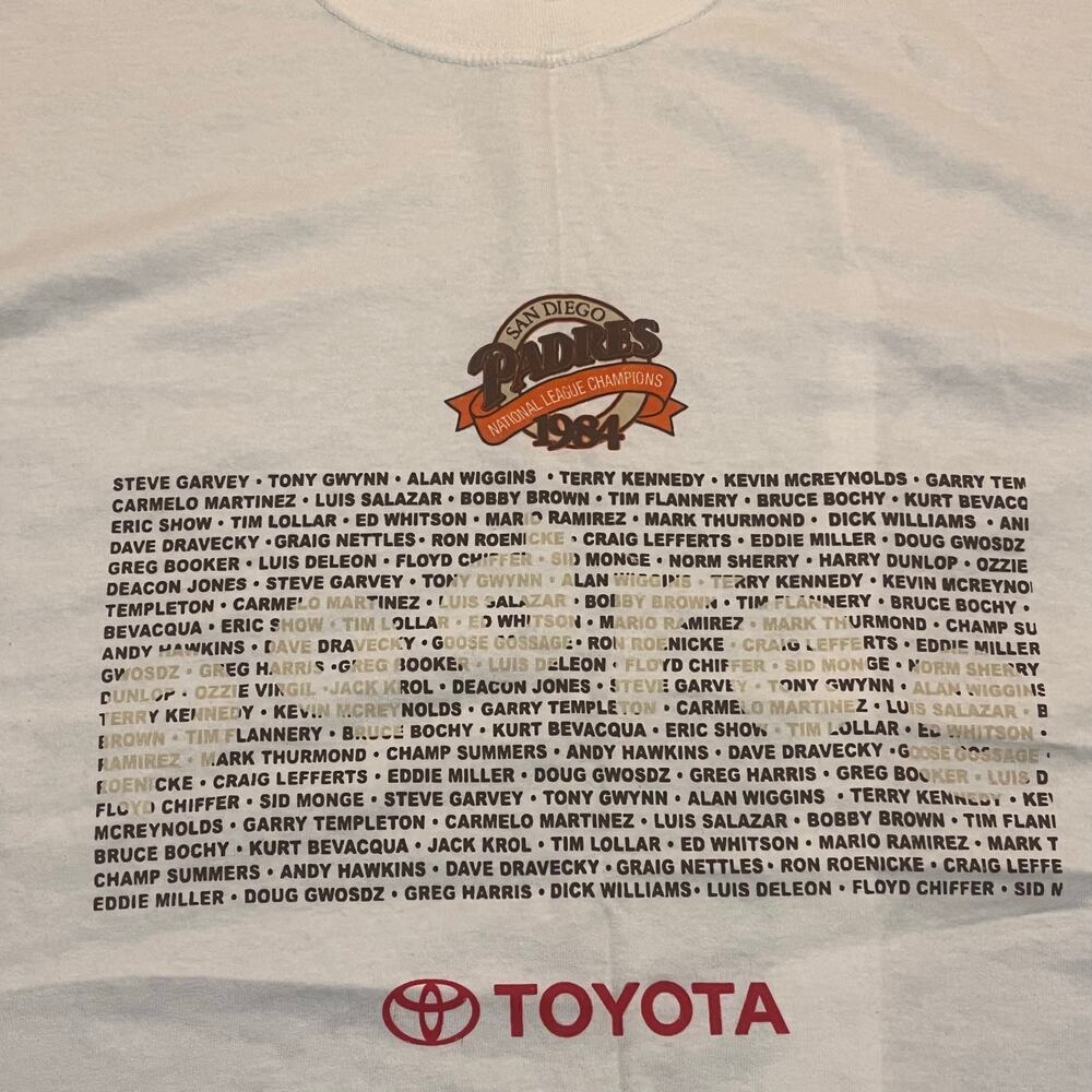Padres 1984 List Of Player Men XL White‎ Short Sleeve Shirt